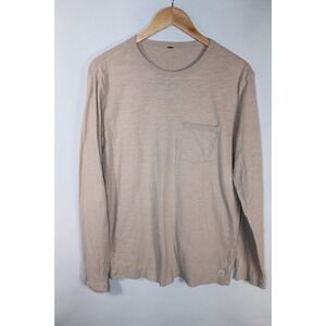 Vuori Men's Medium Beige Crew Neck Rise Long Sleeve Tee